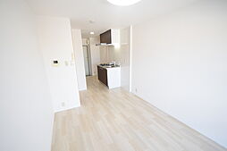 レオハイム長尾III 6階ワンルームのリビング/ダイニング