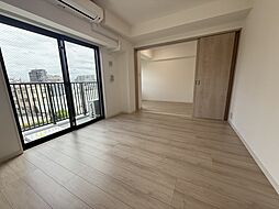 S-RESIDENCE北綾瀬awesome 4階2LDKのリビング/ダイニング