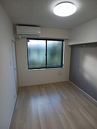 フォーマルハウト 1階1LDKのリビング/ダイニング