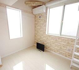 ユナイト三ツ沢ル・リアン 1階ワンルームのリビング/ダイニング