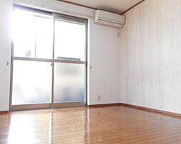 オーパス高谷 1階1Kのリビング/ダイニング