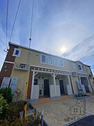 熊取駅より徒歩14分 築4年4ヶ月 2階建の賃貸物件