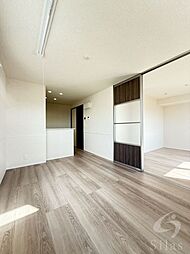 GRAMM六地蔵A棟 3階1LDKのリビング/ダイニング