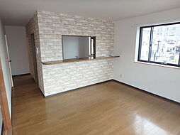 都営新宿線 本八幡駅 徒歩15分の賃貸アパート 2階3LDKのリビング/ダイニング