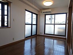 メナージュ明大前 301 3階1Kのリビング/ダイニング