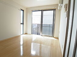 ディアス・パルモーＫ 201 2階1Kのリビング/ダイニング