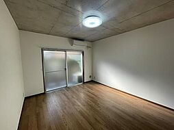 レ・ステュディオ 2階ワンルームのリビング/ダイニング