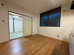 レジデンスこうだ 103 1階1DKのリビング/ダイニング