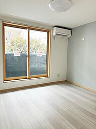 そよ風と窓辺のアールグレイ 303 3階1Kのリビング/ダイニング