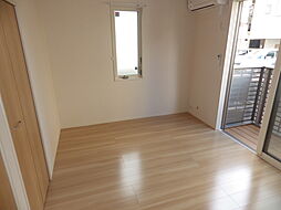 ラ・セーヌ 2階1Kのリビング/ダイニング