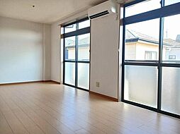 リバーサイド山崎 2階2LDKのリビング/ダイニング