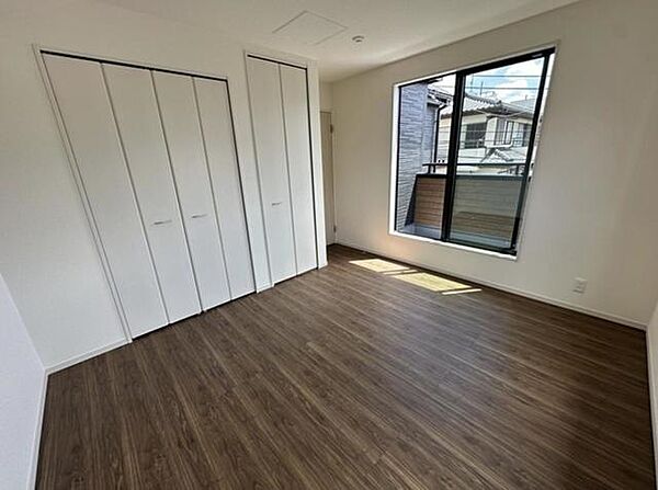 detached 東京都多摩市連光寺１丁目25-39

地図を見る