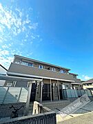 初芝駅より徒歩20分 1階 築4年8ヶ月の賃貸物件