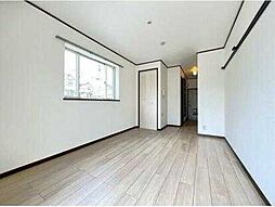 ベルグラン綱木　A棟B棟 A103 1階ワンルームのリビング/ダイニング