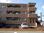 ファーストクラス白新町 1階 築18年9ヶ月の賃貸物件