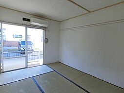 グリーンターフ三山 1階2DKのリビング/ダイニング