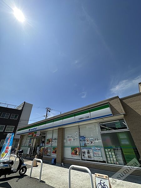 画像30:ファミリーマート駒川中野東店、あなたとコンビニ♪♪ 155m