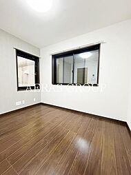 サンバレー春日町 1階1Kのリビング/ダイニング