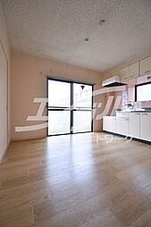 パレ中宮 4階2LDKのリビング/ダイニング