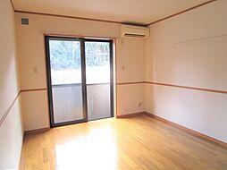 クレストヒル 2階1Kのリビング/ダイニング