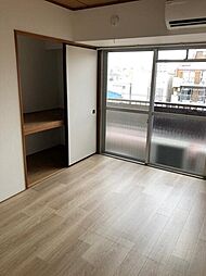 アルカディア新大塚 3階1DKのリビング/ダイニング