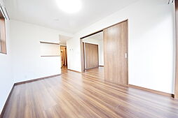 クレールYuzu 104 1階1LDKのリビング/ダイニング