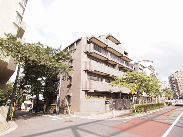 六本木ヒルズクリニック 港区 の新着賃貸 家賃相場と周辺環境 ほすぴた賃貸