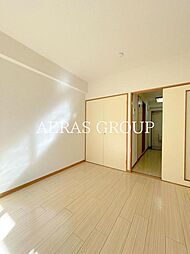 レーヴ・ティー 1階1Kのリビング/ダイニング