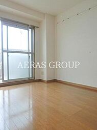 バーミリオン市川 3階1Kのリビング/ダイニング