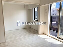 ザ・パークハウス神戸タワー 9階1LDKのリビング/ダイニング