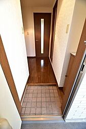 アドニスイースト 1階1Kのリビング/ダイニング