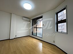 スカイ元町第五ビル 4階ワンルームのリビング/ダイニング