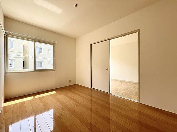 apartment 岩手県紫波郡紫波町北日詰字下藪89-1
北日詰の賃貸情報を見る
物件地図