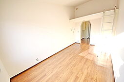 アルカディア相模原 4階1Kのリビング/ダイニング