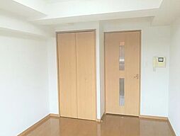 ガラ・シティ幡ヶ谷 2階1Kのリビング/ダイニング