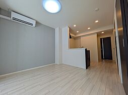 ルナフォーリア 1階1LDKのリビング/ダイニング