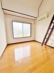 グランドール調布 2階ワンルームのリビング/ダイニング