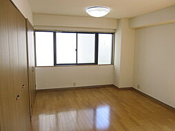 グランファミリア 106 1階1Kのリビング/ダイニング