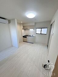 ハーモニーテラス安立IV 2階1LDKのリビング/ダイニング