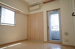 プレール・ドゥーク八丁堀 2階1Kのリビング/ダイニング