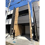 古淵駅より徒歩11分 築3年2ヶ月 3階建の賃貸物件