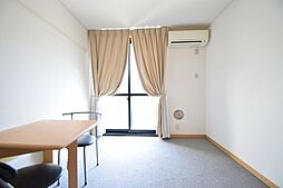 レオパレスマルコフォー 3階1Kのリビング/ダイニング