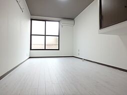 リライズ国領I 2階1Kのリビング/ダイニング