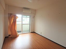 マルベリーコート 303 3階ワンルームのリビング/ダイニング