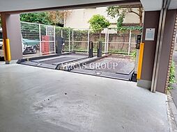 23 / 30