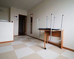 レオパレスウィル 2階1Kのリビング/ダイニング