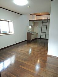 パークサイド諸岡 106 1階ワンルームのリビング/ダイニング