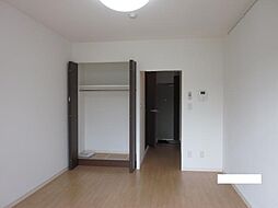 犬目学生マンション 2階1Kのリビング/ダイニング