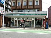 ローソンストア100草加住吉店 161m