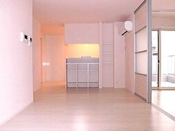 RHB幕張本郷 1階3LDKのリビング/ダイニング